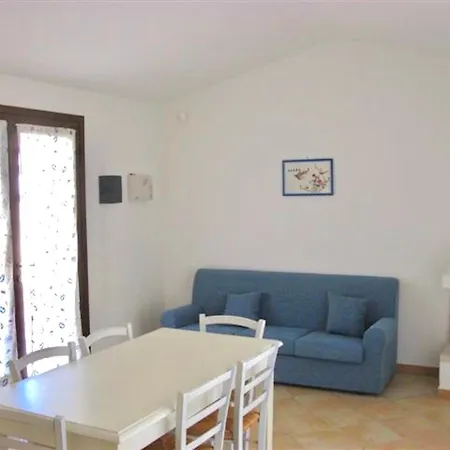 With Shared Pool In Just 500 Meters From The Sea Apartmanhotel 4*