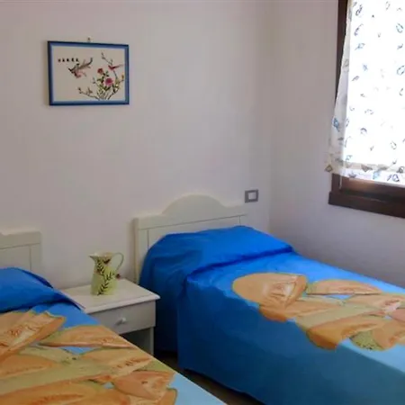 With Shared Pool In Just 500 Meters From The Sea Apartmanhotel