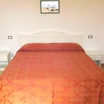Apartmanhotel With Shared Pool In Just 500 Meters From The Sea 4*
