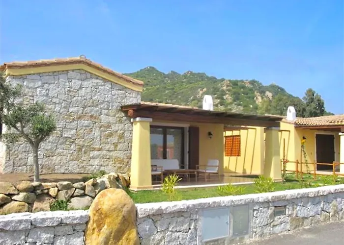 Apart Otel With Shared Pool In Just 500 Meters From The Sea Costa Rei
