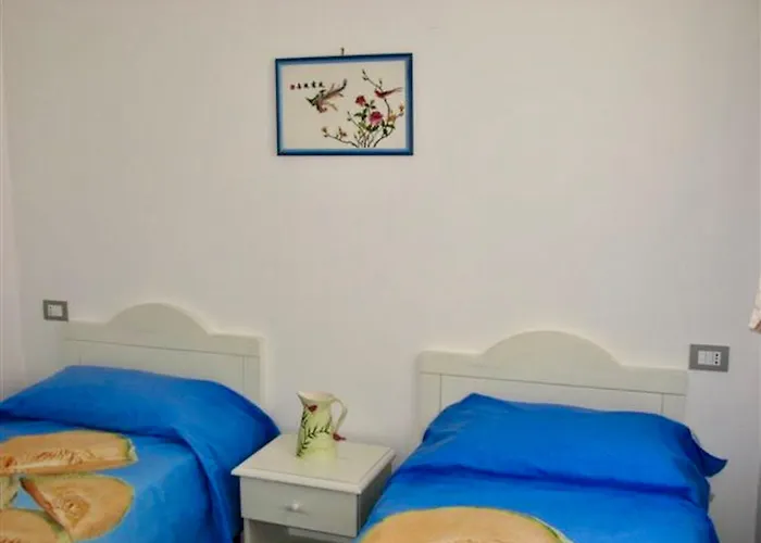 With Shared Pool In Just 500 Meters From The Sea Apart Otel